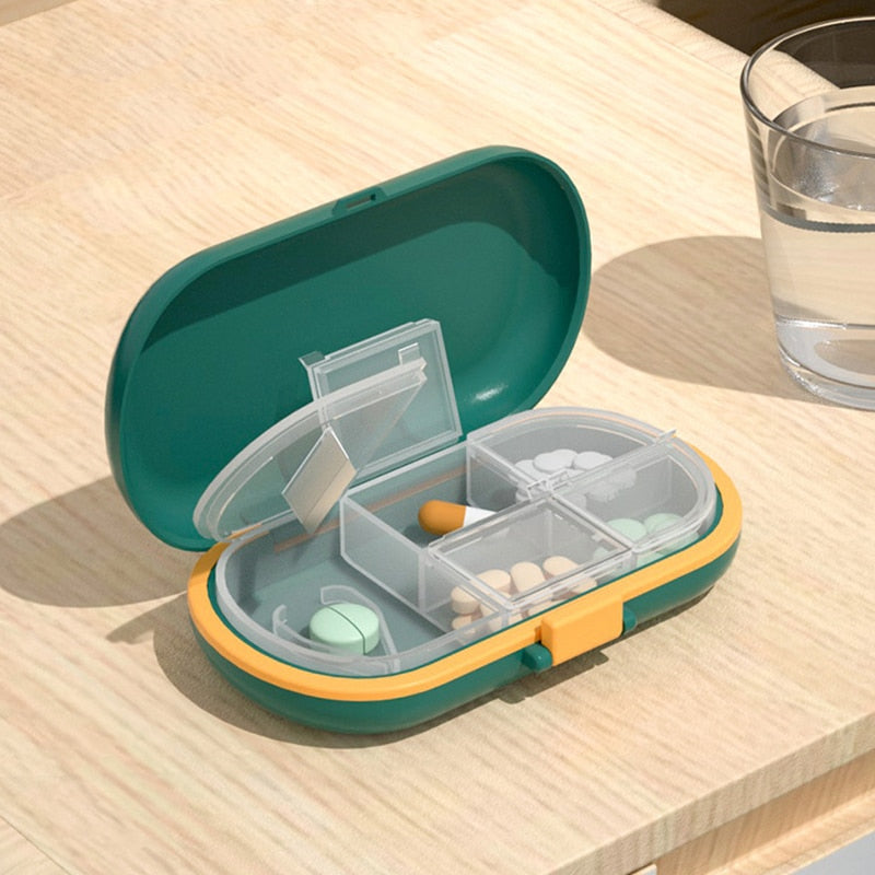 4/6 Grids Portable Travel Pill Case With Pill Cutter