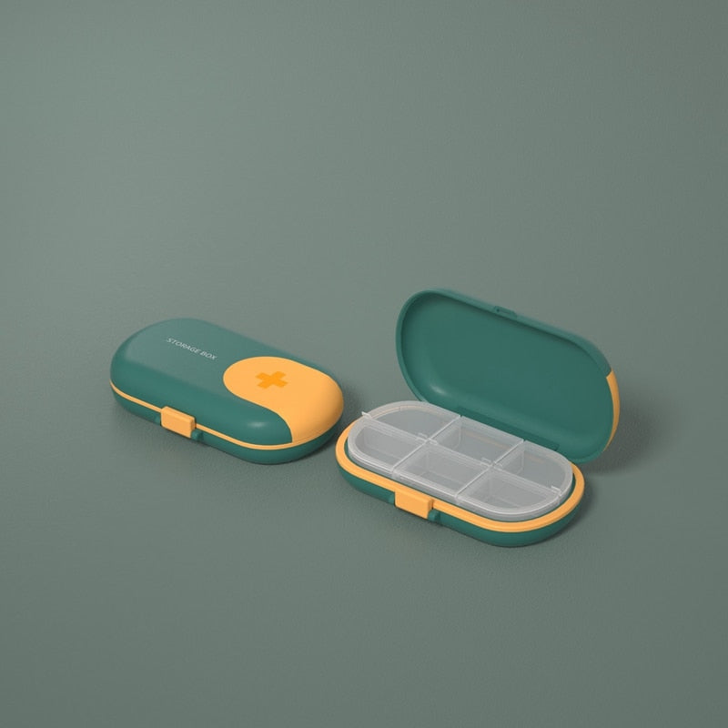 4/6 Grids Portable Travel Pill Case With Pill Cutter