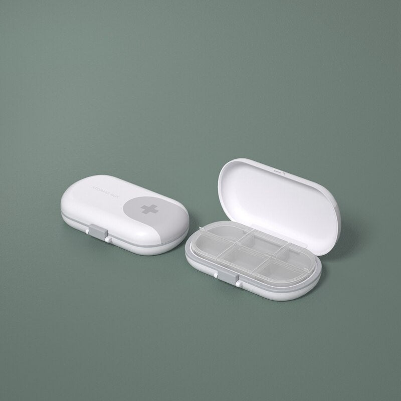 4/6 Grids Portable Travel Pill Case With Pill Cutter